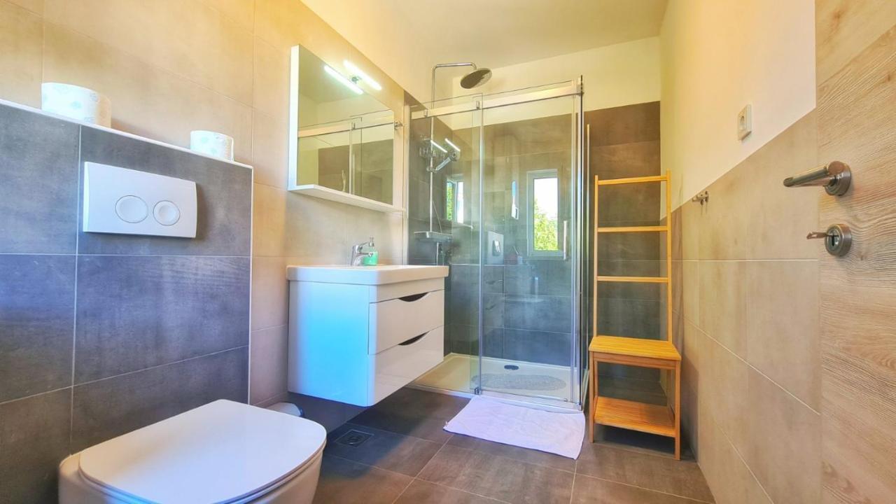 Apartments Ribaric Palit Ngoại thất bức ảnh