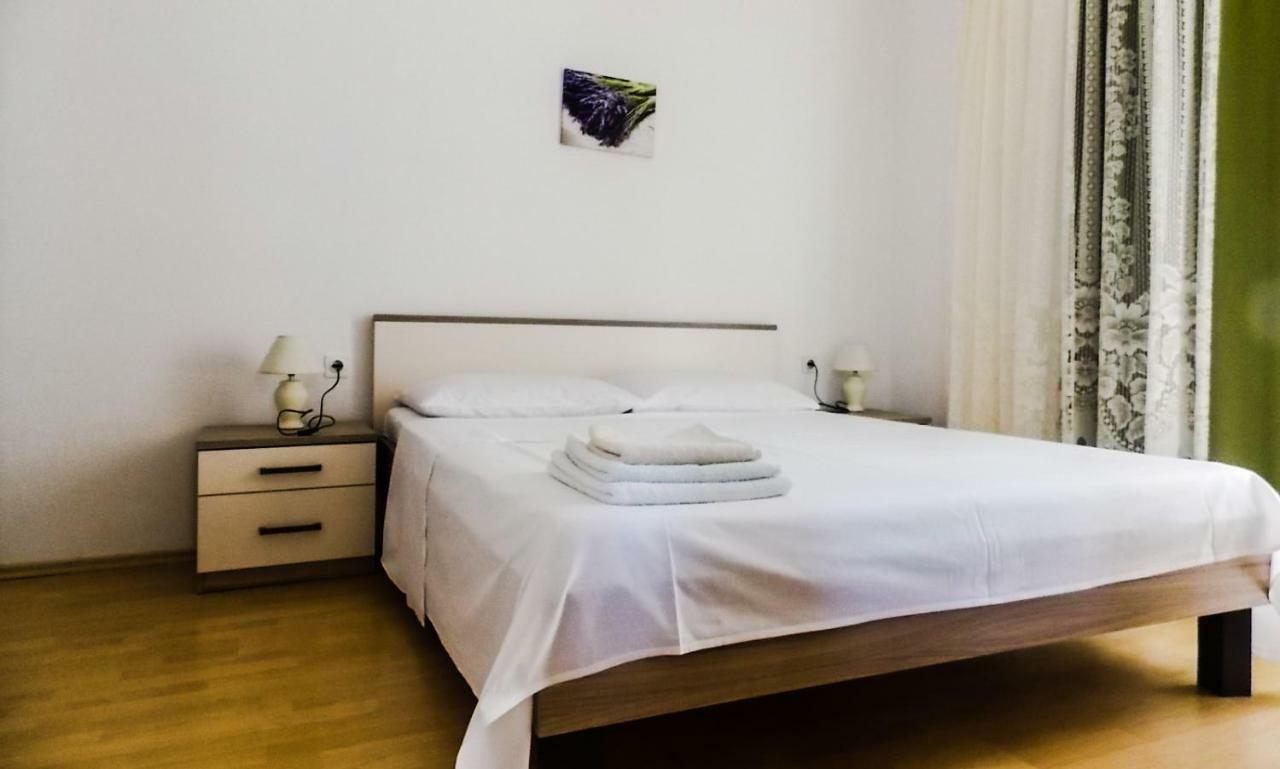 Apartments Ribaric Palit Ngoại thất bức ảnh